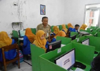 Read more about the article AYO BELAJAR KOMPUTER DI IKIM PURWODADI, UNTUK MASA DEPANMU